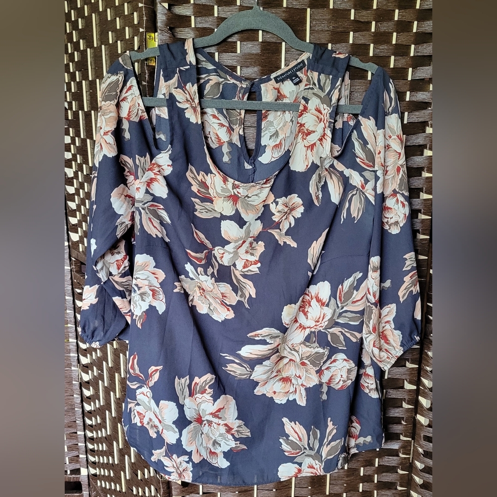 Floral Women's Top